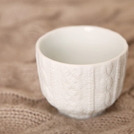 Gentle design of Knit Wear tea cup