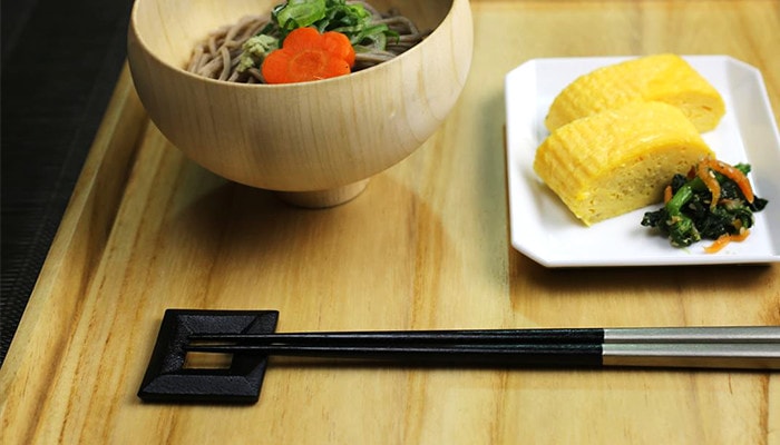 solid and stable design of metal chopstick rest square