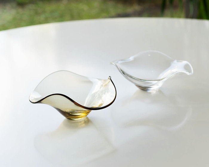 Tan and Clear glass bowl kana from Sghr